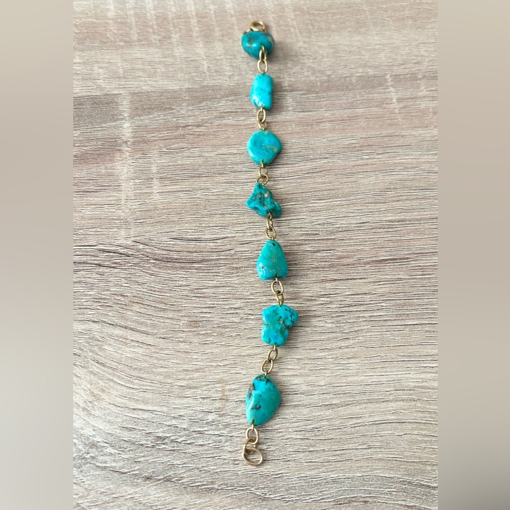 Vintage gold tone and turquoise chunk bracelet - Picture 3 of 6